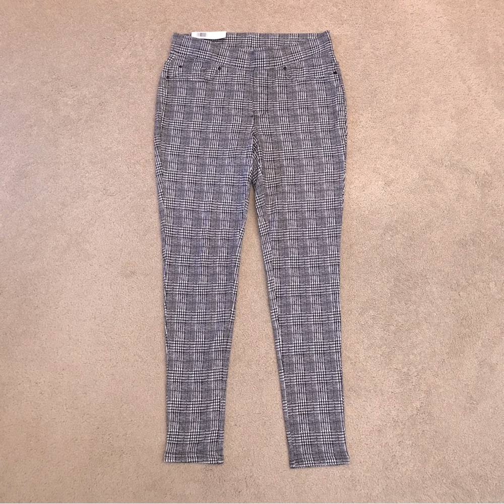 Seven7 Pull On Leggings NEW Size Medium Black White Plaid Oxford Academia Gift